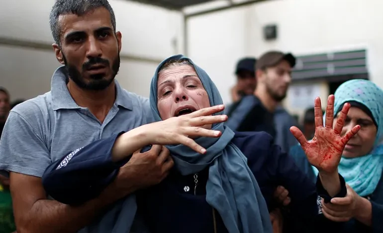 Izraeli vret 23 palestinezë në Gaza  përfshirë 11 persona që po prisnin të merrnin ndihma
