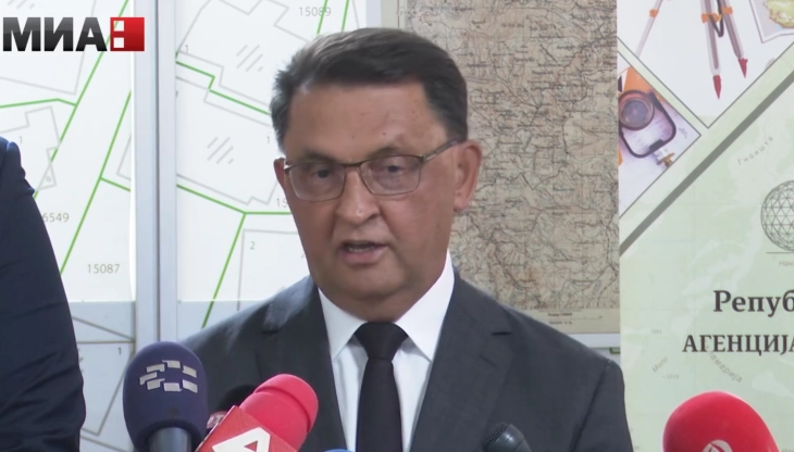 SLLAVESKI  PËRPJEKJE PËR INFLACION NËN TRE PËR QIND  SINJALE INKURAJUESE NGA QEVERIA