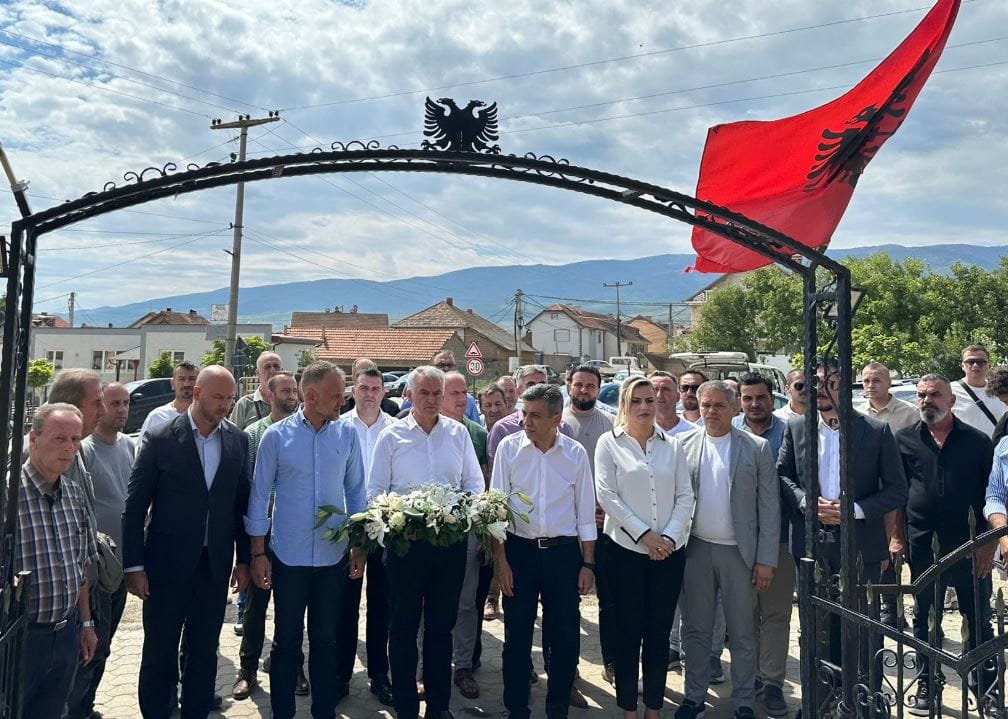 VLEN i përkujton 27 vjetorin e rënies Dëshmor të Ismet Jasharit