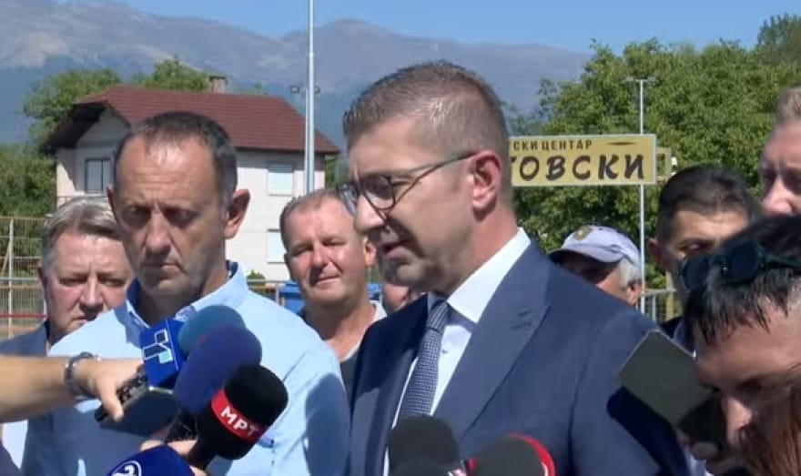 Mickoski  Ekzistojnë qendra pushteti që po përpiqen të mbjellin frikë dhe panik tek qytetarët para zgjedhjeve
