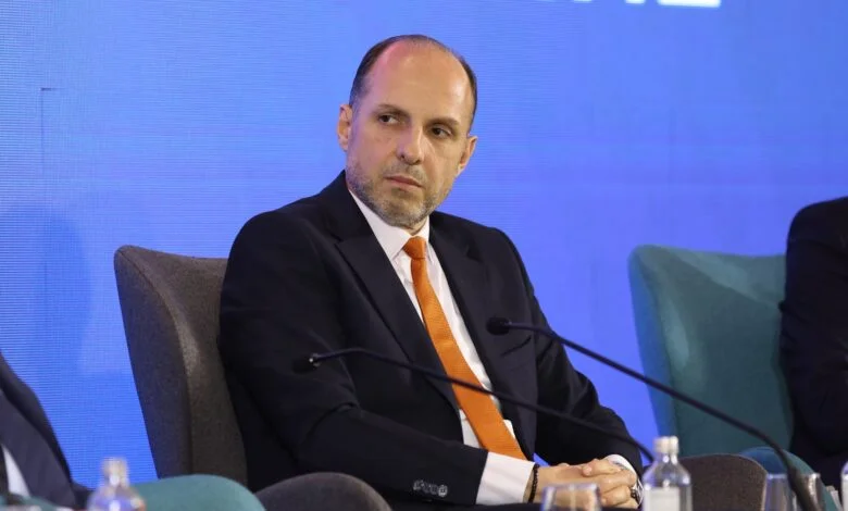 Ibrahimi  Çfarë feje ka Ali Ahmeti  