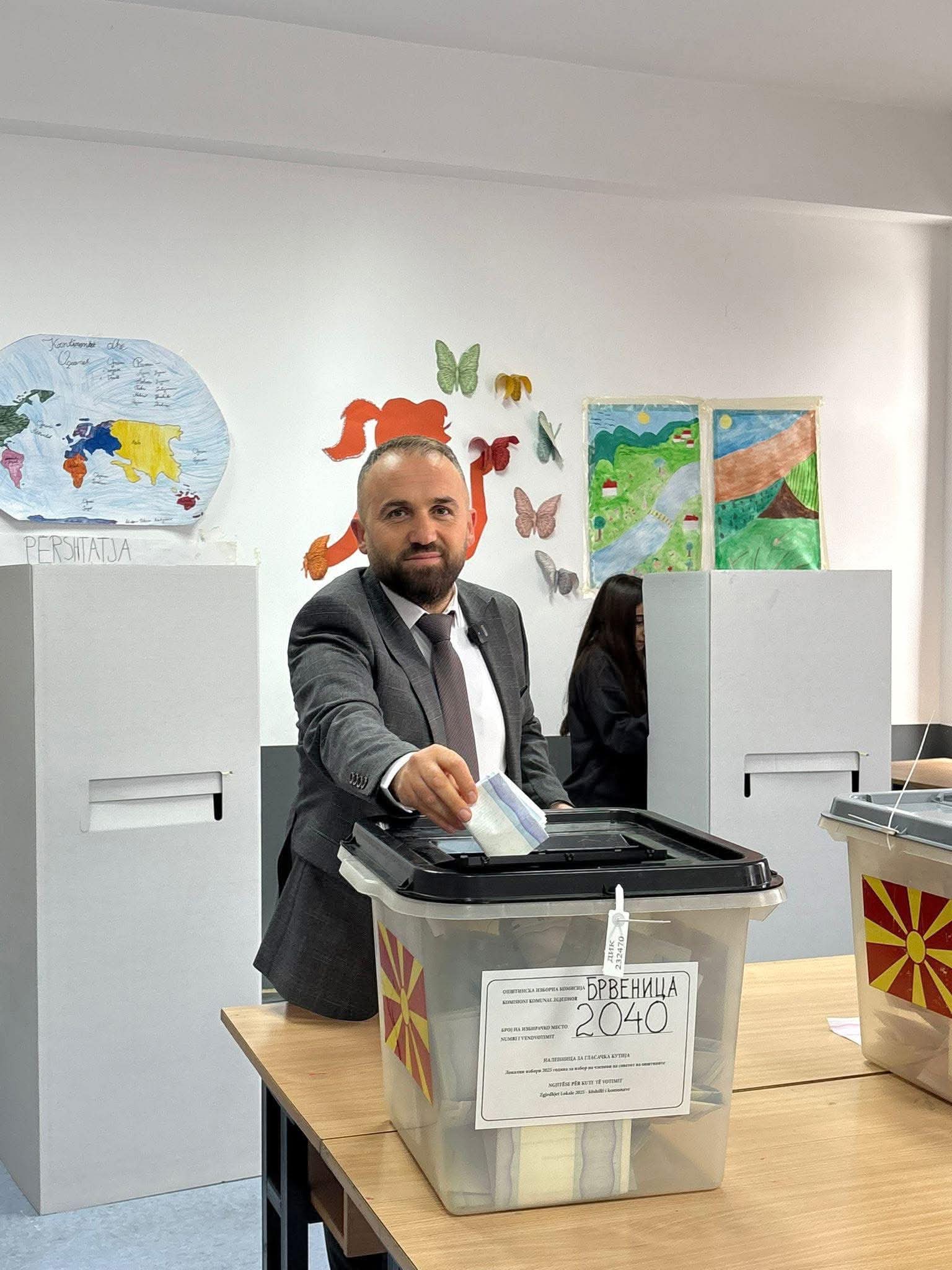 Haqim Ramadani nga diaspora  Nderi  morali dhe dinjiteti vlejnë më shumë se çdo post publik