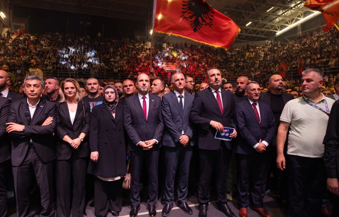 Vetëvendosje sërish në përkrahje të VLEN it në zgjedhjet në Maqedoni