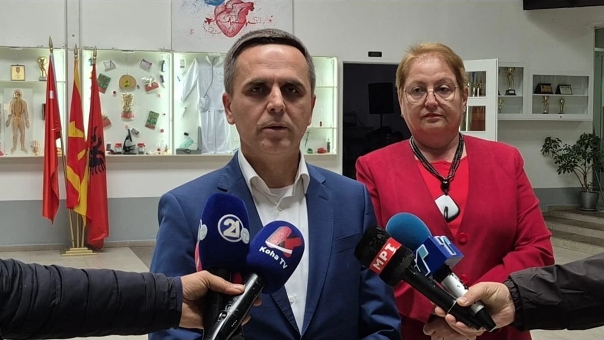 Kasami  Gjatë mandatit tim  afër 300 mësues morën vendime të përhershme pune