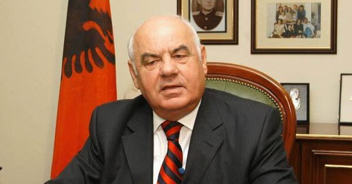 Presidenti Alfred Moisiu feston 96 vjetorin   një nga figurat më të respektuara të shtetit shqiptar