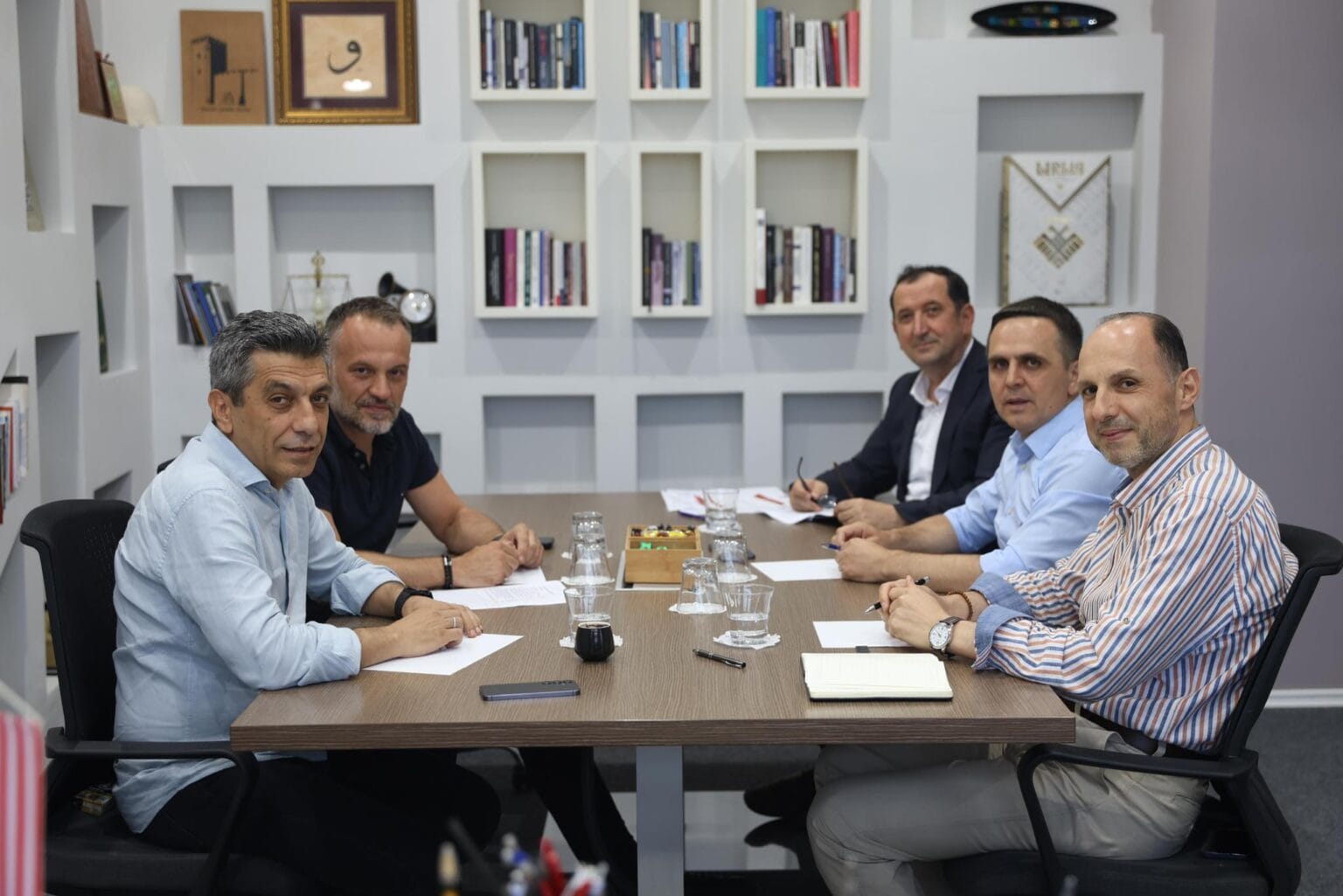 VLEN një parti  kryetari me mandat njëvjeçar dhe rotacion të plotë të udhëheqjes 