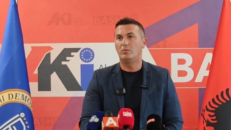 Ademi  Gjykata kushtetuese po vepron me qasje majorizuese