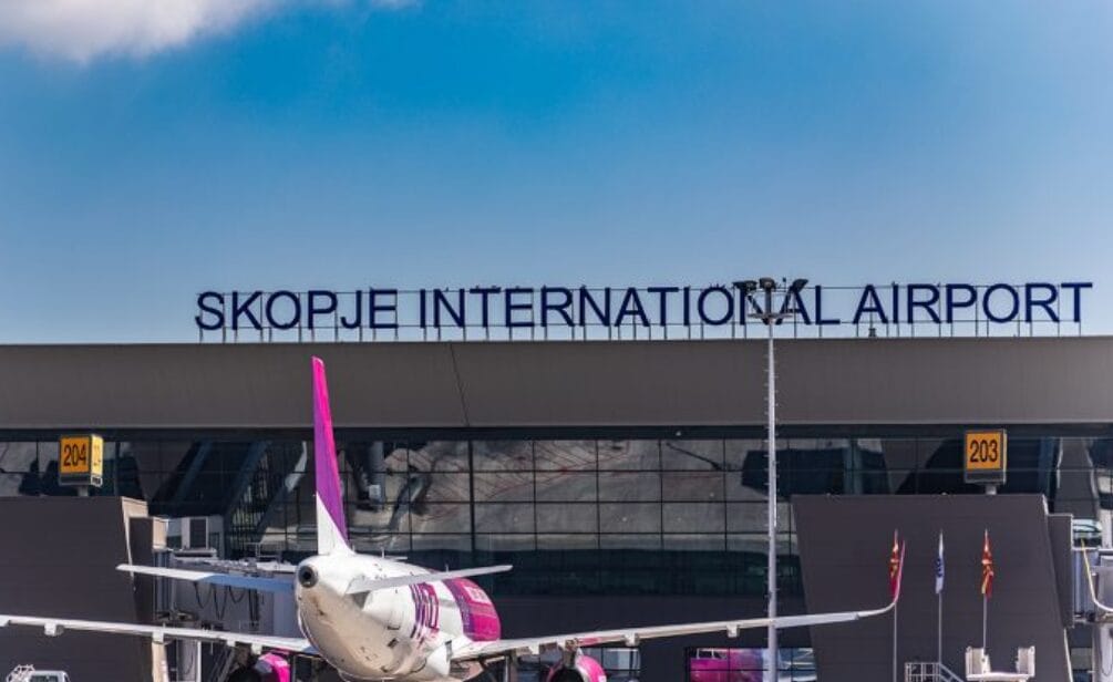 Sot nis funksionimi i linjës ajrore nga Shkup Pragë