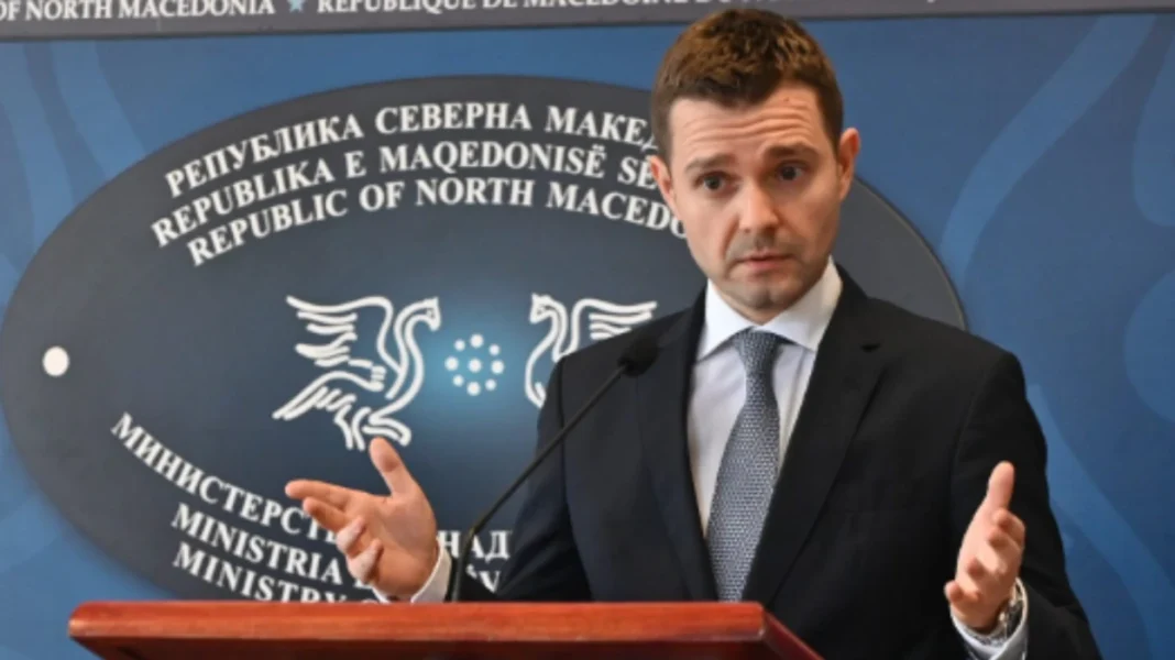 Mucunski  Po bëjmë analiza nëse do të ishim të interesuar të bashkoheshim në Bordin e Paqes