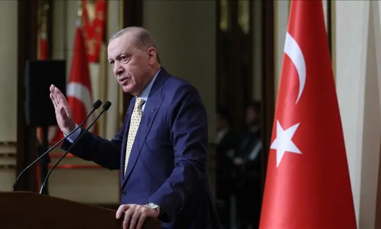 erdogan-ankaraja-nuk-tregon-asnje-neglizhence-apo-hezitim-ne-mbrojtjen-e-kufijve-dhe-hapesires-ajrore