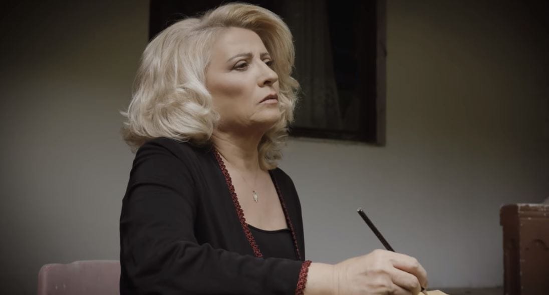 I gjeneruan reklamë me AI  shpërthen Shkurte Fejza  Zoti i vraftë 