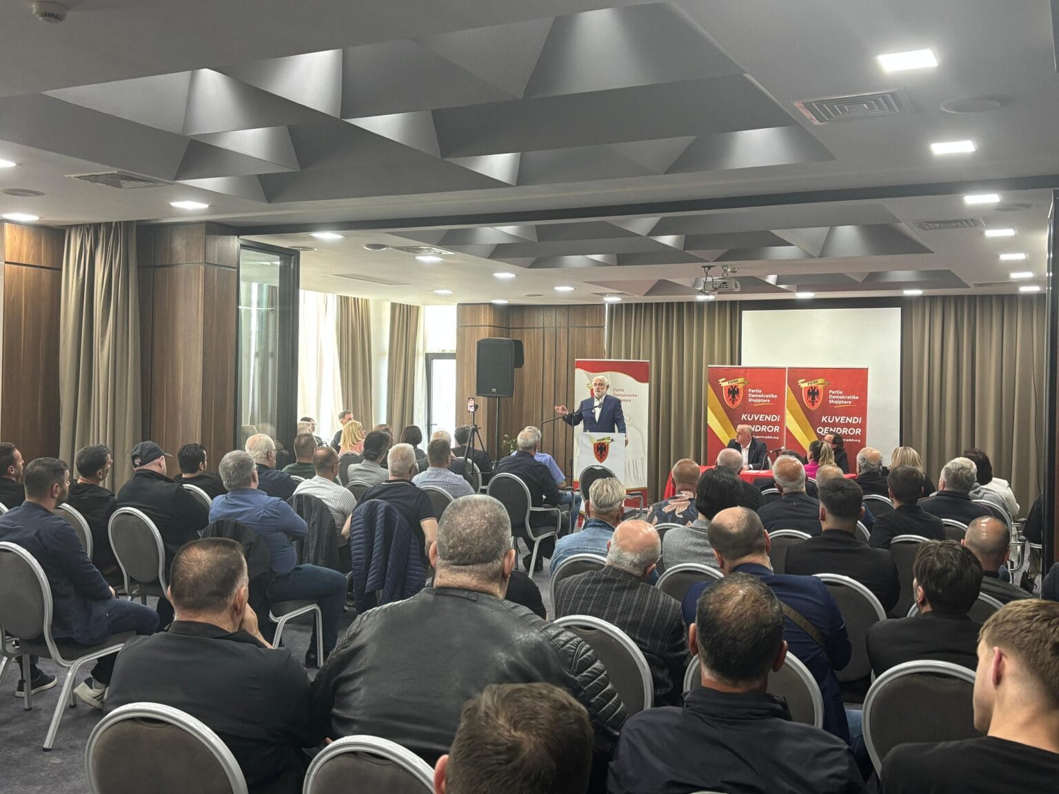 kuvendi-qendror-miratoi-daten-per-kongresin-e-9-te-pdsh