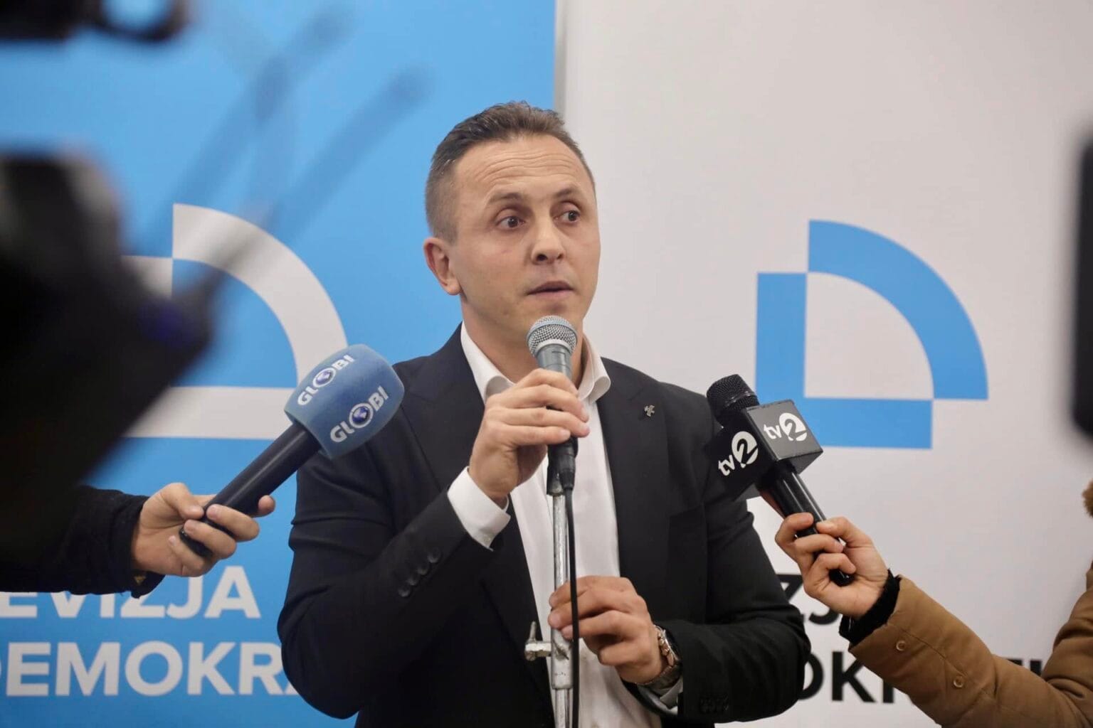 bashkim-hasani-i-pergjigjet-bujar-osmanit-kujtohet-per-studentet-vetem-ne-opozite-jo-kur-ishte-ne-pushtet