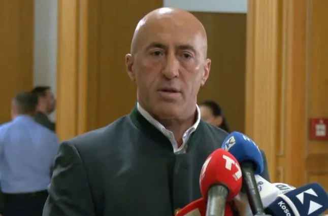 Haradinaj me thirrje për VV në  Ndaluni  po shkoni në rrugë të rrezikshme