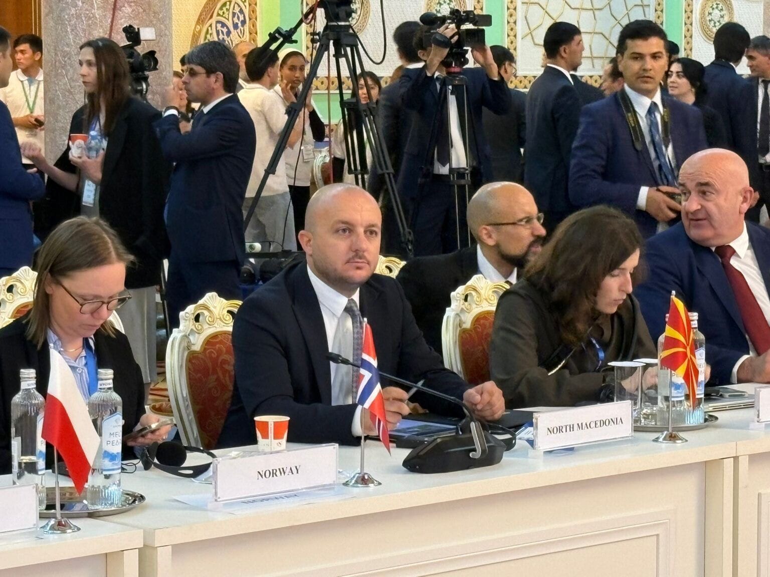taxhikistan-albrim-hoxha-zgjidhet-nenkryetar-ne-konferencen-me-te-madhe-te-okb-se-per-ushqim-dhe-bujqesi