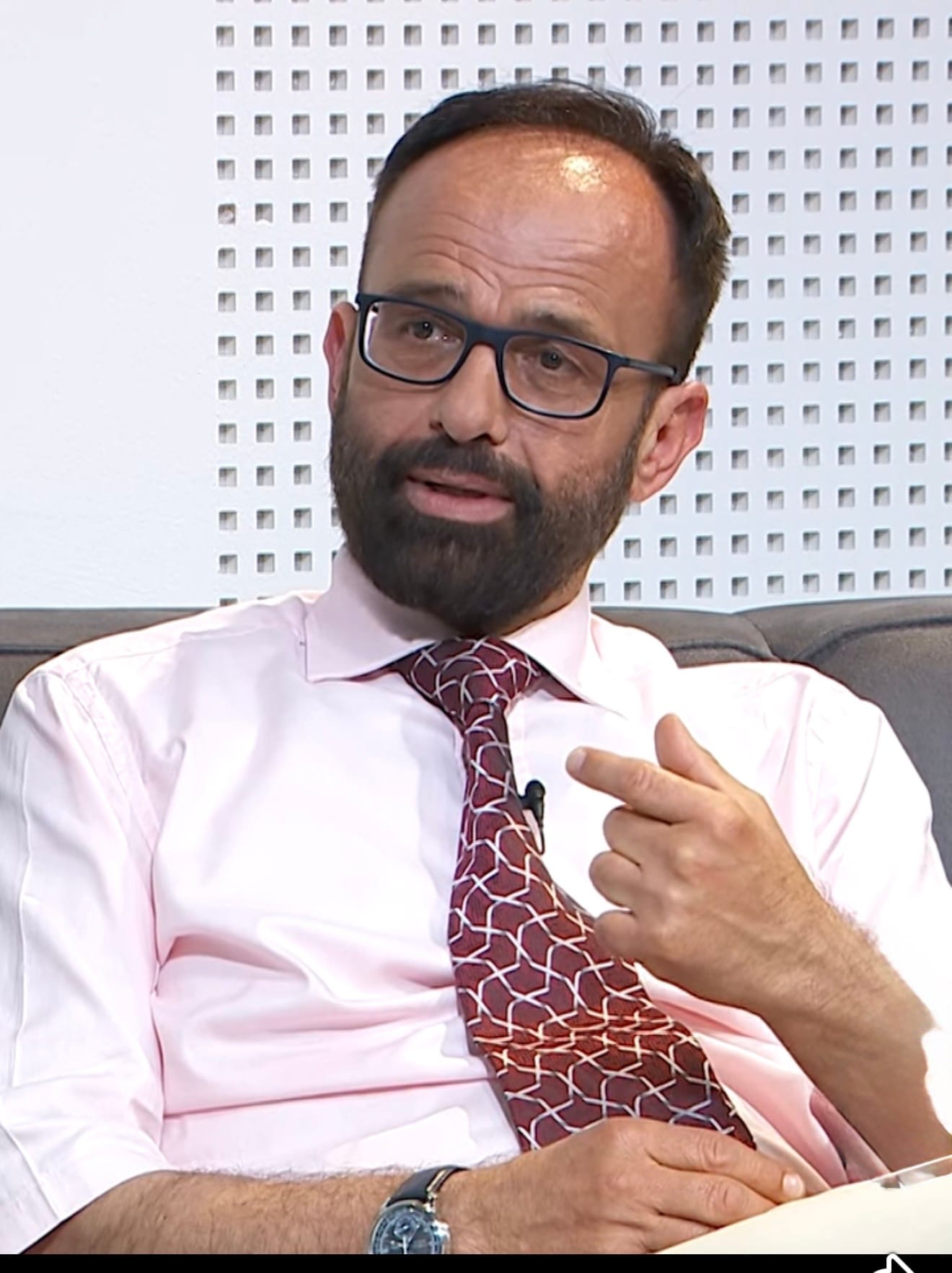 Shasivari  Ligji i ri përfaqësim të drejtë e rregullon edhe çështjen e mbipërfaqësimit  punonjësit nuk do t i humbin vendet e punës