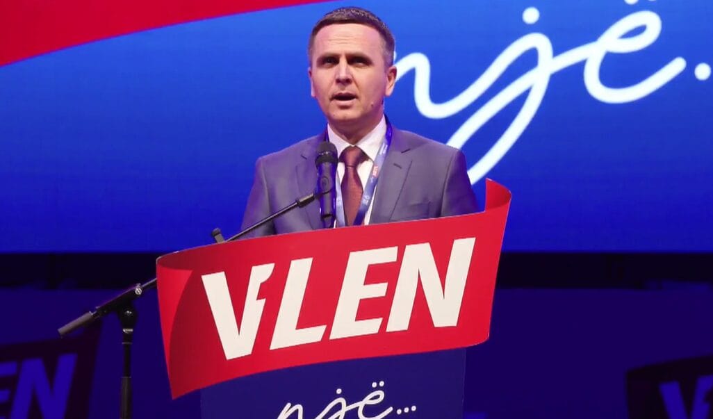 Mexhiti  VLEN nuk lindi nga nëntavolinat e parapolitikës  por nga rrugët  nga shtëpitë dhe nga heshtja e gjatë e qytetarëve