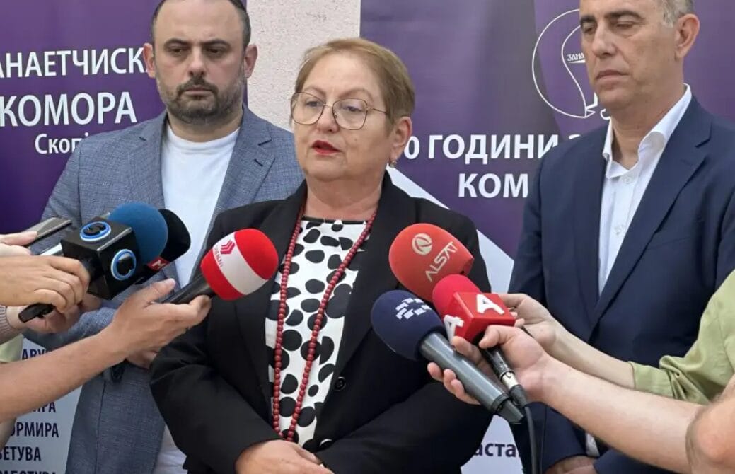 Janevska paralajmëron licencimin e psikologëve shkollorë  do të diskutohet ndalimi i telefonave gjatë mësimit në shkollat e mesme