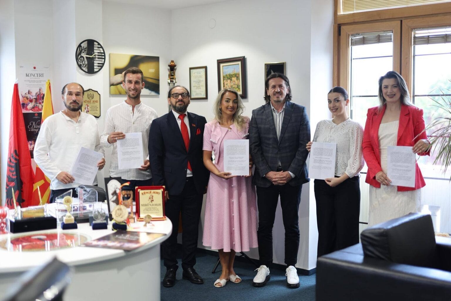 Zv ministri Sulejmani  Kompletohet Ansambli  janë siguruar 45 vendime pune për artistët