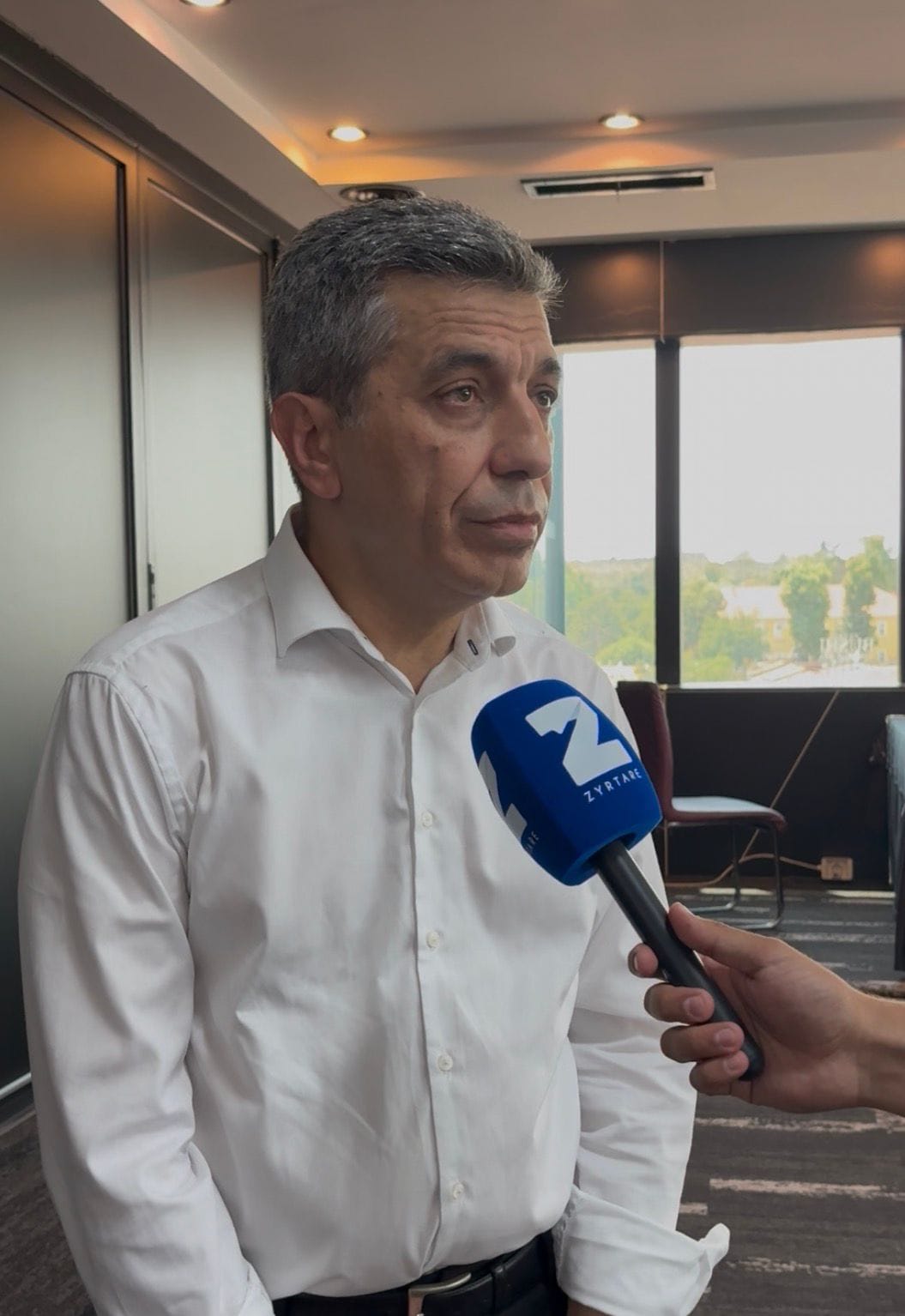 Mexhiti  Pas rikonstruimit të qeverisë  VLEN do të dalë më i fuqishëm politikisht