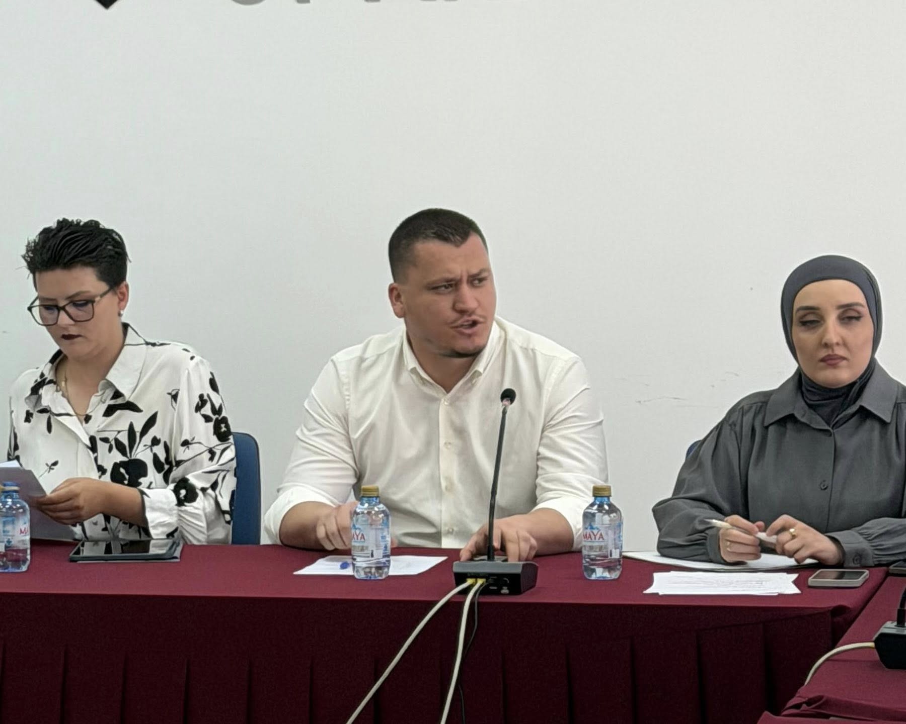 haracina-zgjedh-komisionin-per-emertimin-e-rrugeve-beqiri-hap-i-rendesishem-per-nje-komune-me-funksionale
