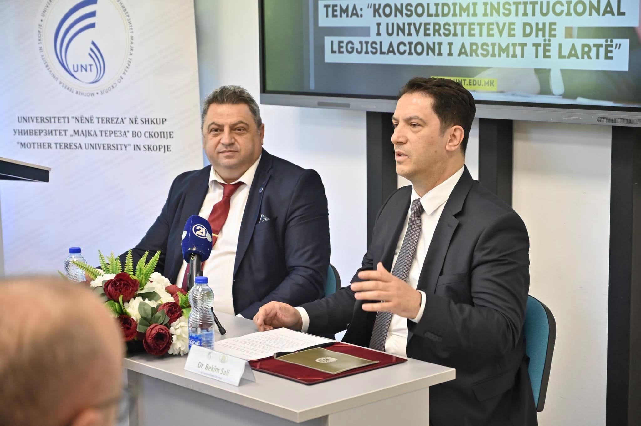 Bekim Sali  Vepra  jo fjalë   zgjidhet përfundimisht çështja e statutit të UNT së dhe themelohen tre fakultete të reja