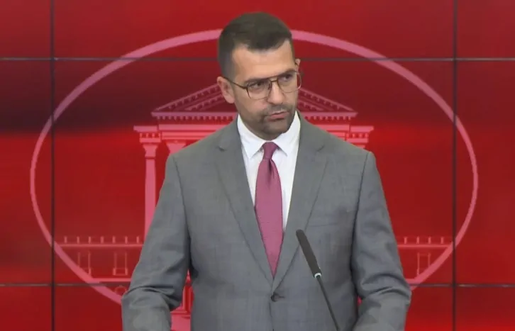 Tomovski  U siguruan 3 kamionë me 76 mijë litra ujë për Gostivarin