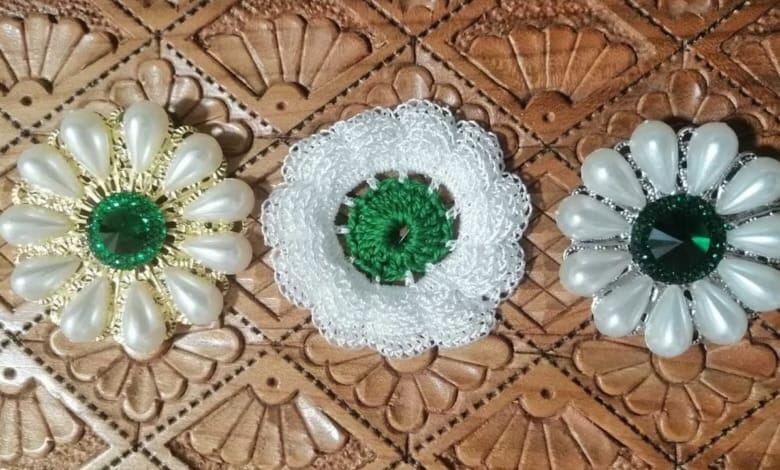 Si u krijua Lulja e Srebrenicës  Historia e një simboli të dhembshurisë  pikëllimit dhe shpresës së palëkundur