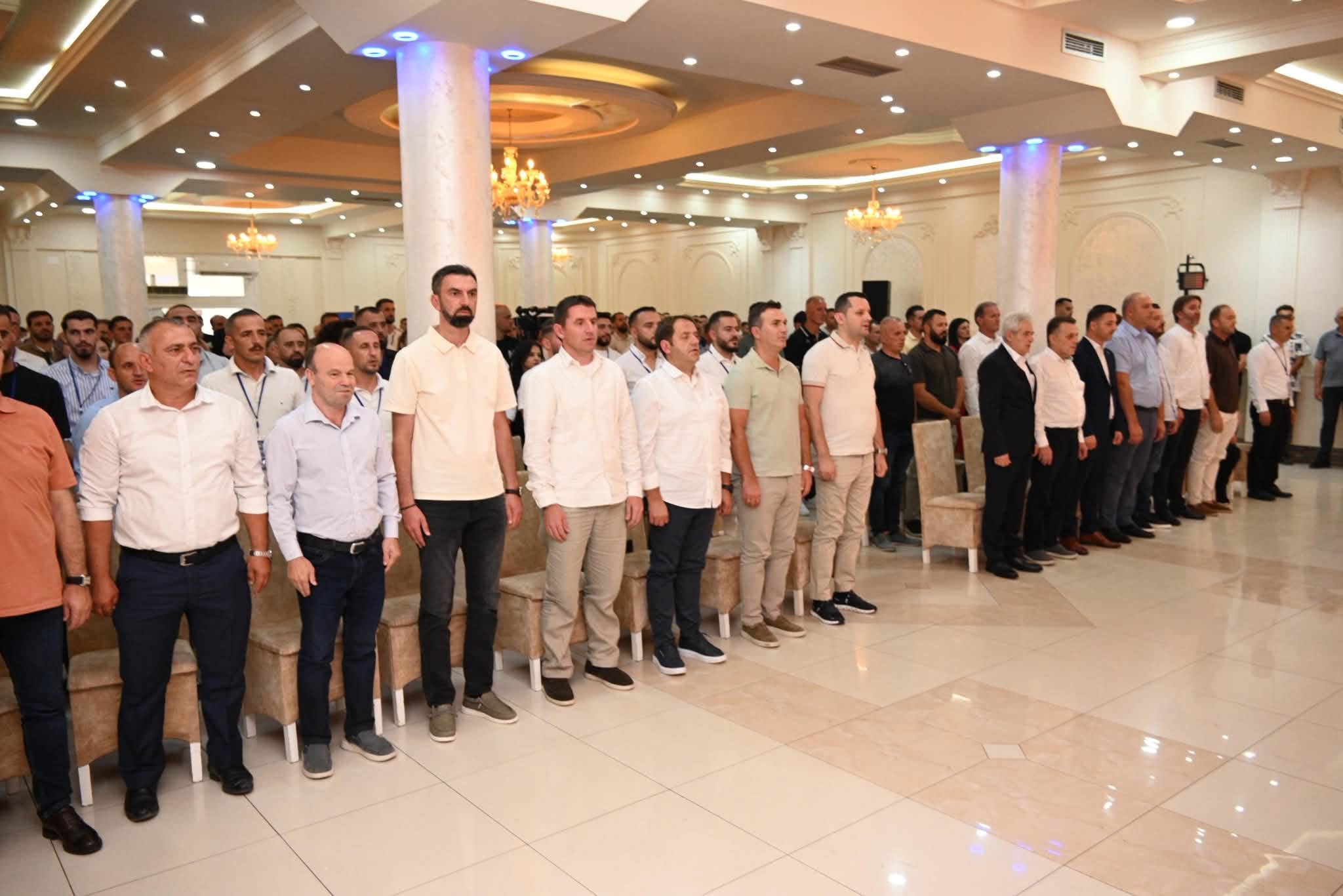 ali-ahmeti-merr-pjese-ne-kuvendin-zgjedhor-te-bdi-se-ne-likove-zgjidhen-organet-e-reja-te-deges