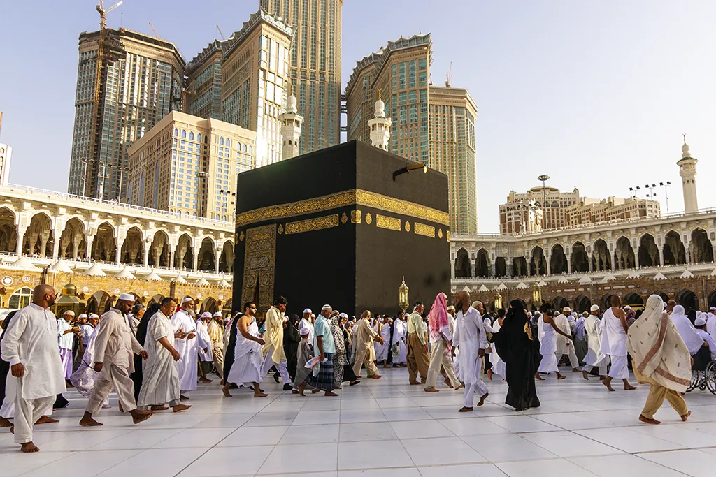 Viza e re saudite u lejon pelegrinëve të Umrës të kryejnë disa herë vizita brenda një viti