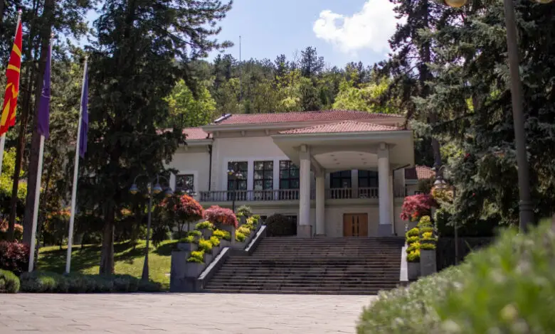 Stuhia ka dëmtuar edhe  Vilën Vodno   Prokurorinë Publike dhe dy ministri