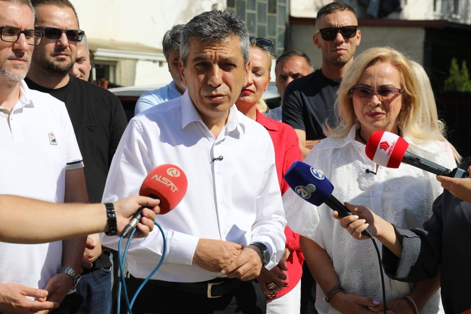 Mexhiti  Opozita të tejkalojë inatet dhe të votojë pro interesit shqiptar