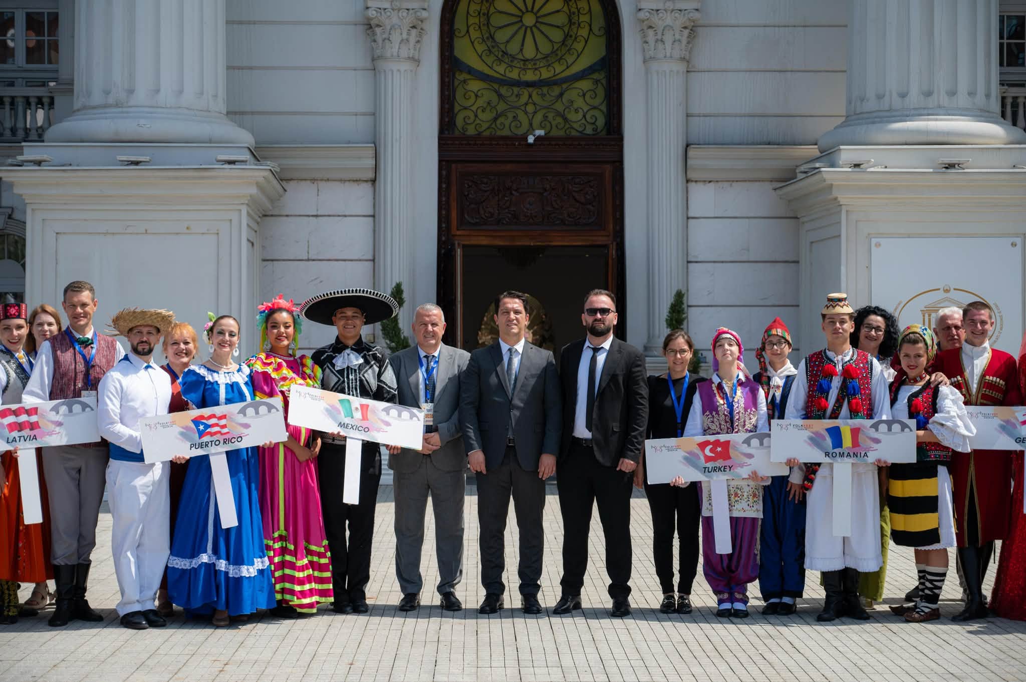 Bekim Sali priti pjesëmarrësit e Festivalit Ndërkombëtar Folklorik  FOLK FEST SKOPJE 2026 