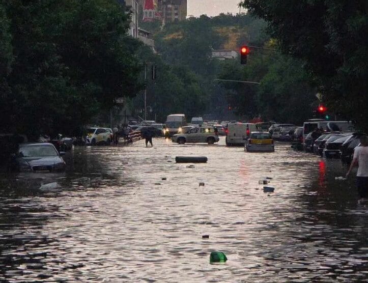 Çairi në aksion pas stuhisë  qytetarët të raportojnë rastet në 112