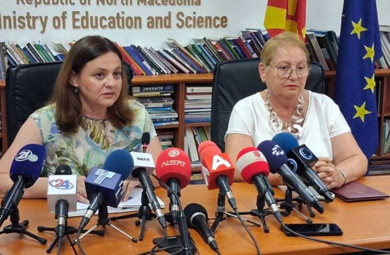 per-nje-vit-3000-nxenes-me-pak-ne-klasen-e-pare-tabela