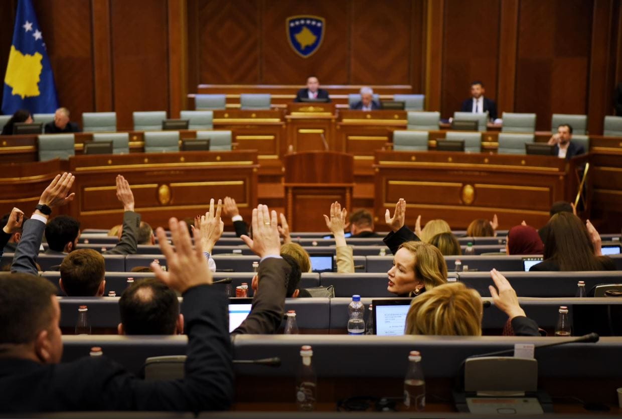 Narko testi për politikanët  Pse ligji nuk i detyron 