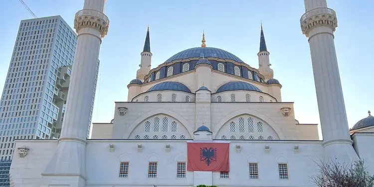 Ç synon sulmi i koordinuar ndaj Islamit në Shqipëri e Kosovë 