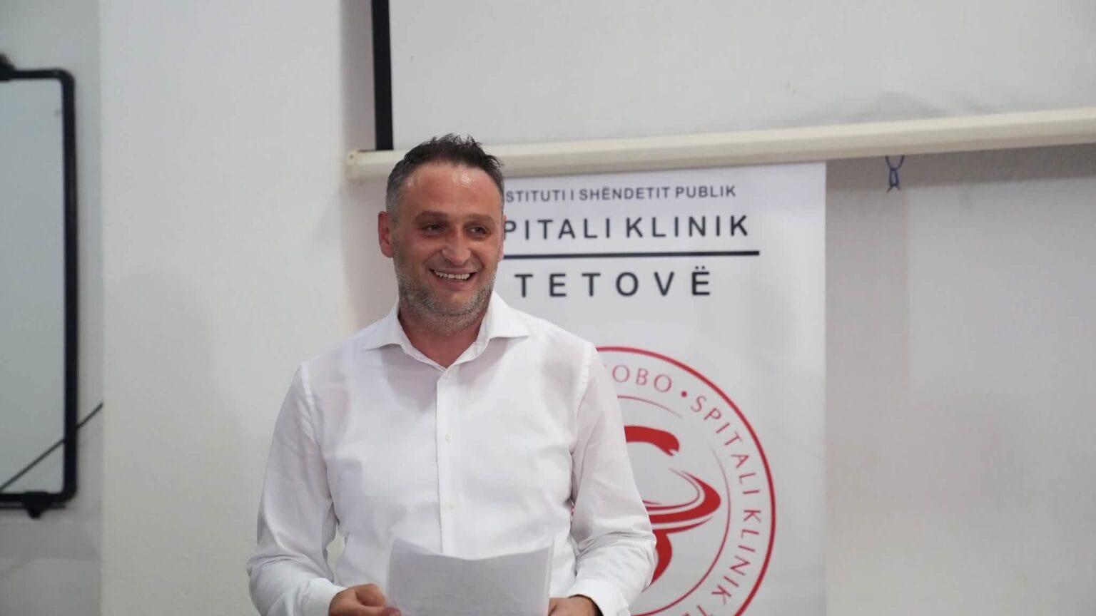 Elezi  Nuk ndalemi  në shtator edhe 59 punësime të reja në Spitalin e Tetovës