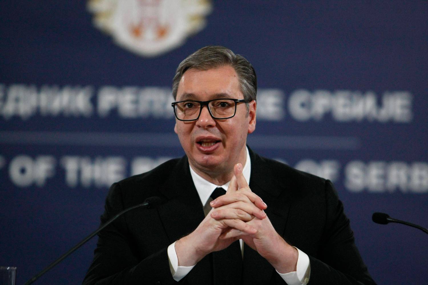 vuciq-me-ide-te-cmendur-thote-se-ka-angazhuar-eksperte-per-ndryshimin-e-rrjedhes-se-ibrit