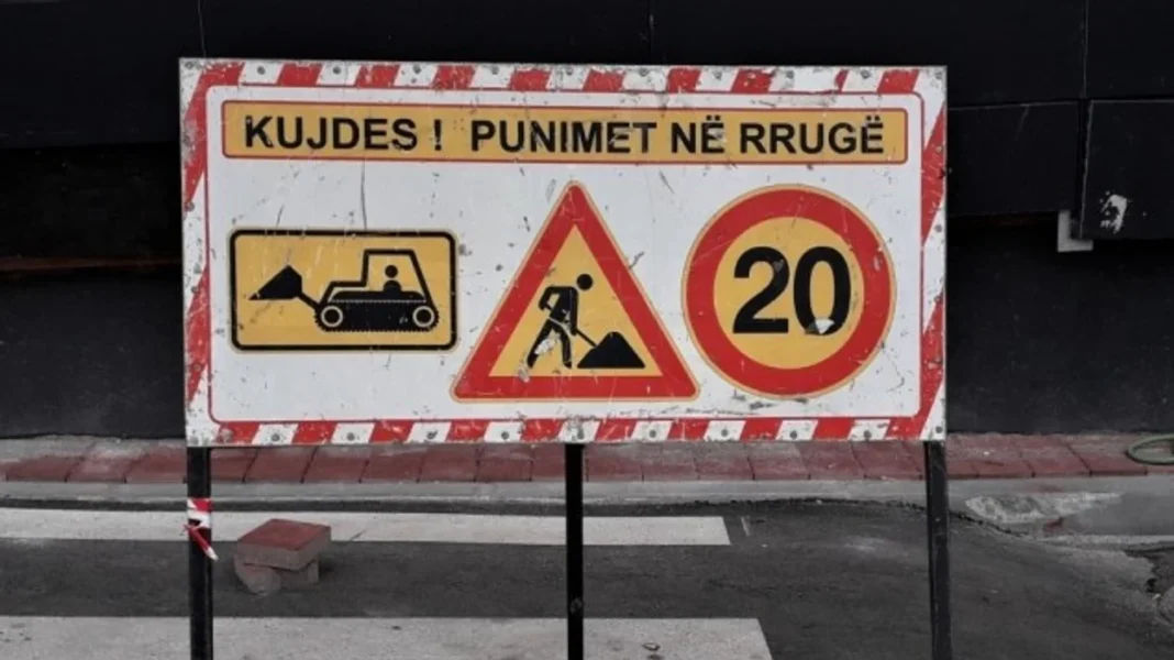 Për shkak të punimeve  në rrugën Gostivar Strazhë do të ketë regjim të trafikut