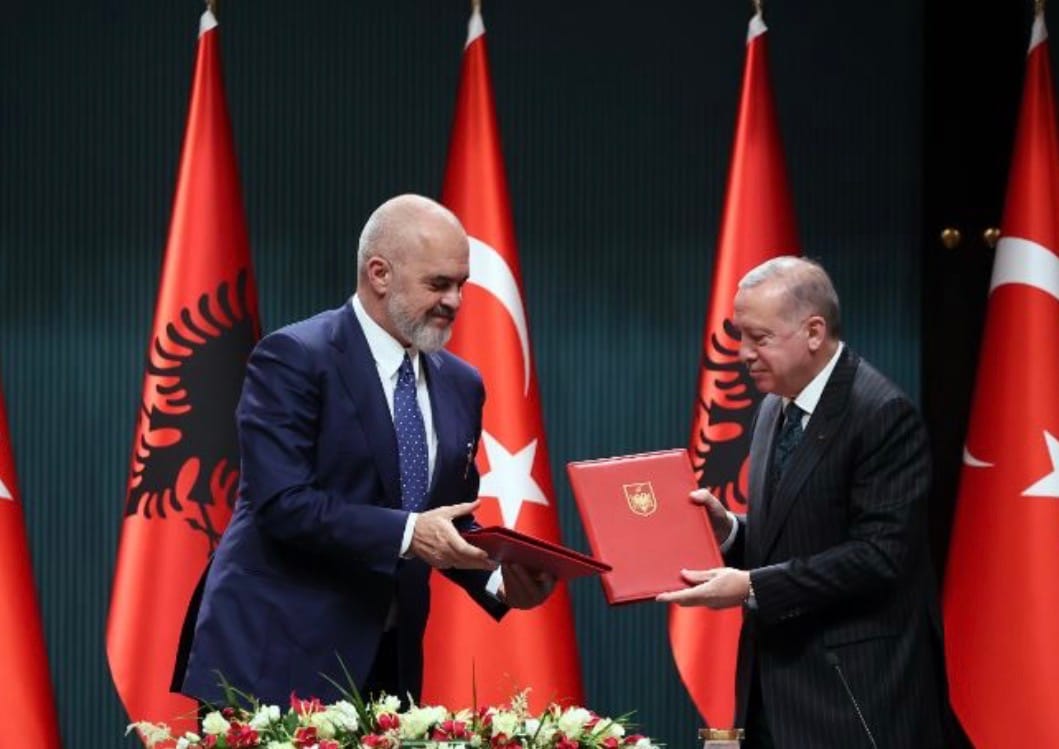 Rama  Turqia ka investuar më shumë në Serbi sesa në Shqipëri e Kosovë bashkë
