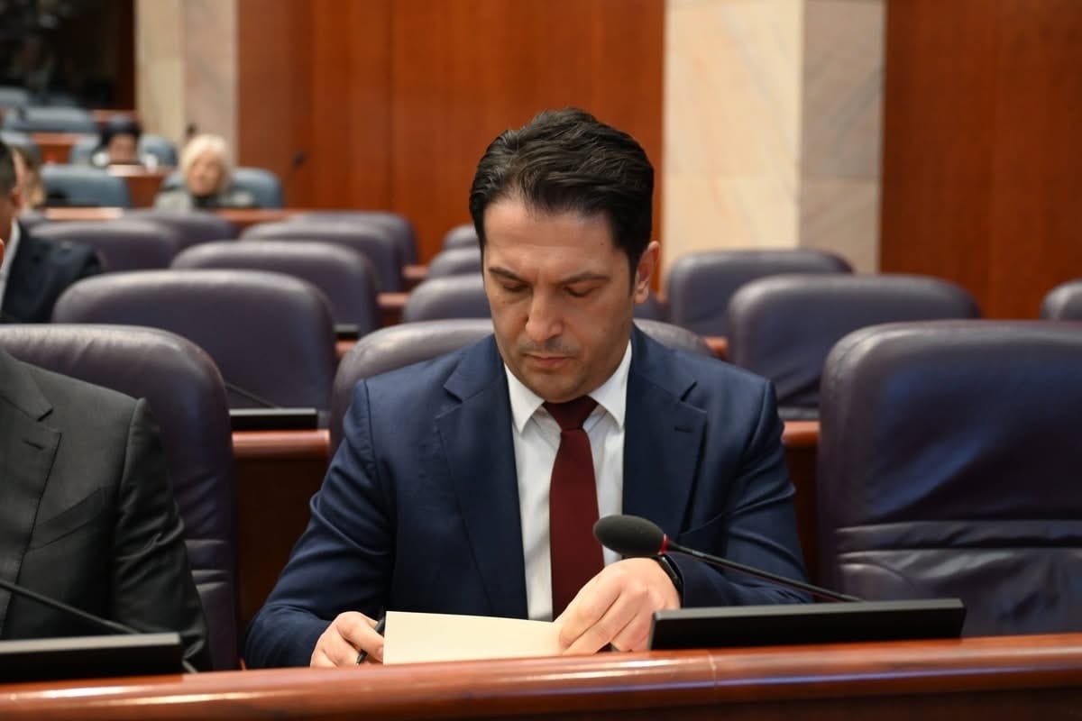 Zëvendëskryeministri i Parë  Bekim Sali bojkoton takimin bilateral në New York me Presidentin e Serbisë  Aleksandar Vuçiq