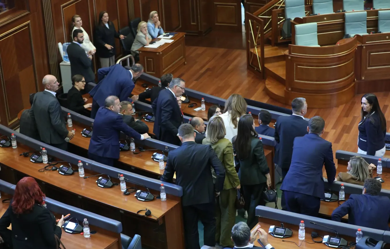Në PDK shtohen zërat për ndryshim qëndrimi për presidentin  nga SHBA ja kërkohet marrëveshje