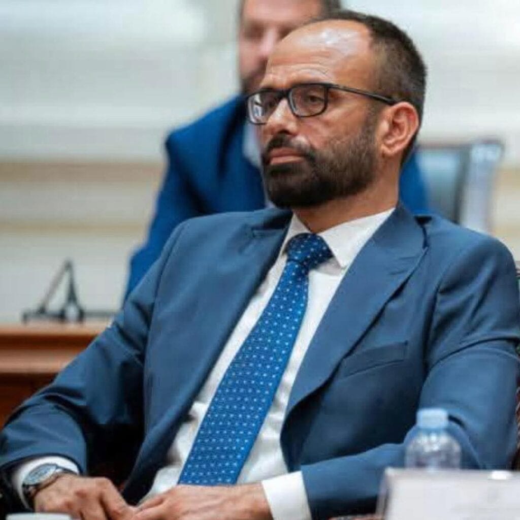 shasivari-me-16-shtator-nuk-duhet-te-gjykoje-rruga-politika-apo-emocionet-por-gjykata