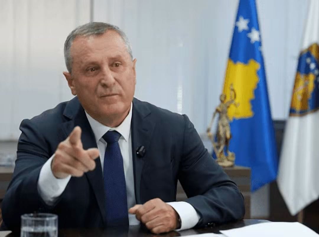 Sulmohej rregullisht nga Kurti  shkarkohet kryeprokurori i Prokurorisë Speciale  Blerim Isufaj