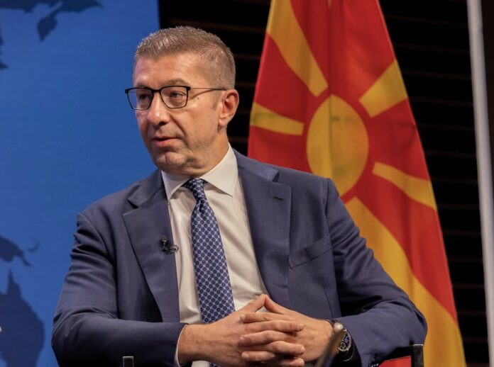 Mickoski paralajmëron arrestime të reja të ish funksionarëve  ja për çfarë vepra 