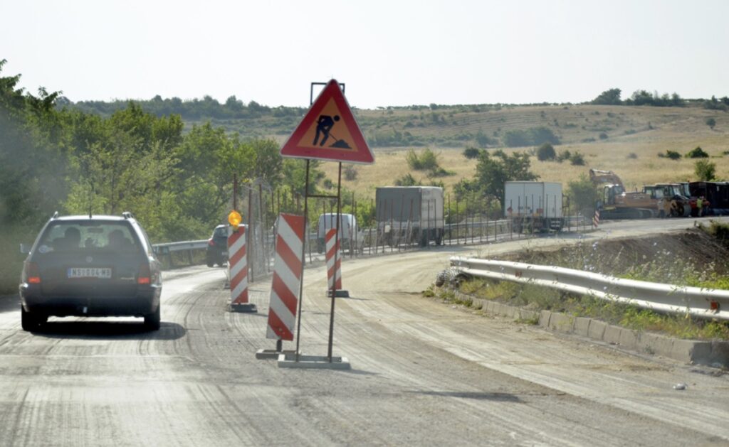 Nis sot ndërtimi i autostradës Bukojçan Kërçovë  pjesë e Korridorit 8