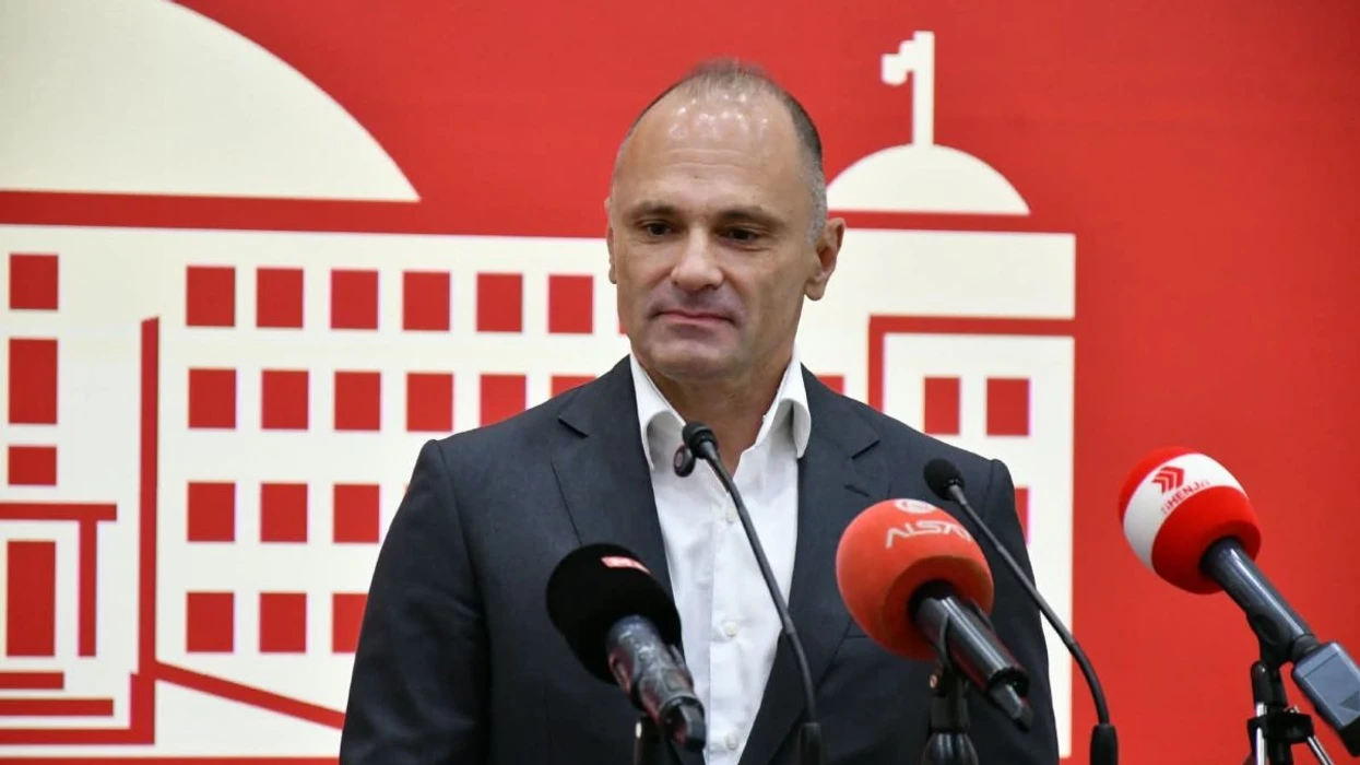 Filipçe  Borxhi publik u rrit nga 8 në 12 miliardë euro  ekonomia nuk ka kapacitet t i bëjë ballë këtij niveli të huamarrjes
