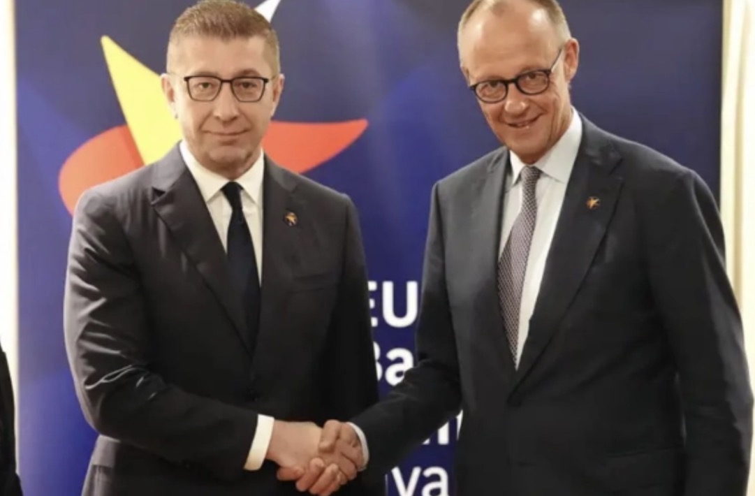 Mickoski në Mal të Zi  në tryezën rajonale për integrimin në BE